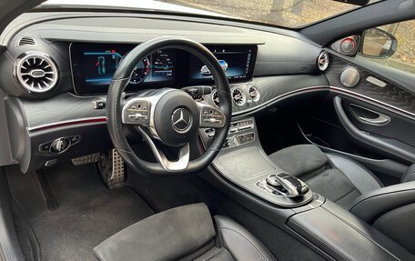 Mercedes-Benz E-Класс, 2018 год, 2 730 000 рублей, 10 фотография