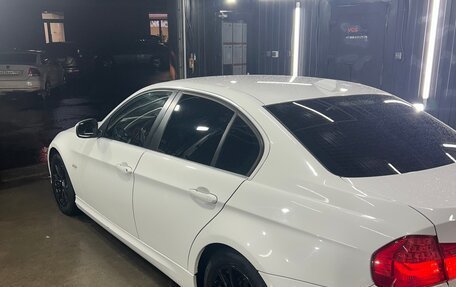 BMW 3 серия, 2011 год, 1 150 000 рублей, 14 фотография
