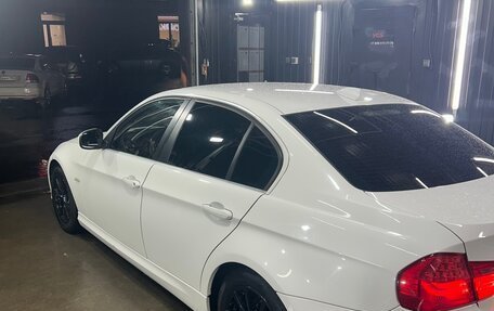 BMW 3 серия, 2011 год, 1 150 000 рублей, 13 фотография