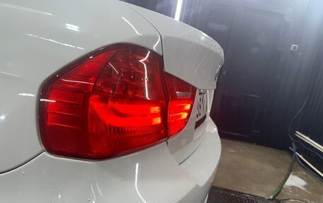 BMW 3 серия, 2011 год, 1 150 000 рублей, 16 фотография