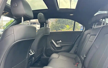 Mercedes-Benz A-Класс, 2024 год, 2 430 000 рублей, 15 фотография