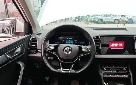 Skoda Karoq I, 2023 год, 2 110 143 рублей, 13 фотография