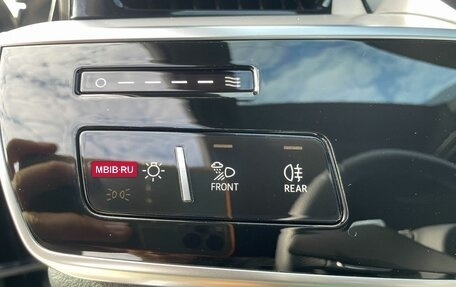 Audi A8, 2022 год, 10 000 000 рублей, 15 фотография