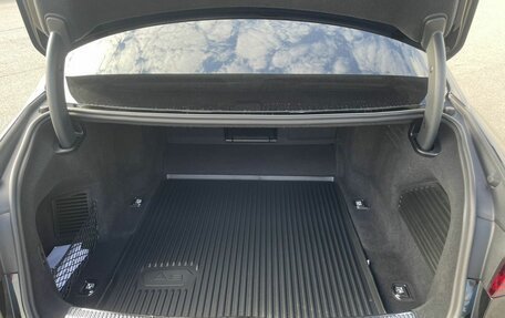 Audi A8, 2022 год, 10 000 000 рублей, 24 фотография