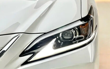 Lexus ES VII, 2022 год, 2 740 000 рублей, 7 фотография