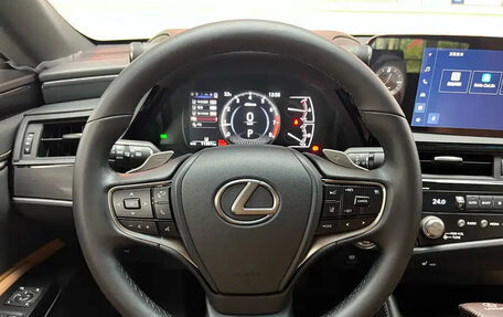 Lexus ES VII, 2022 год, 2 740 000 рублей, 9 фотография