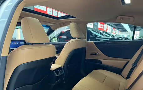 Lexus ES VII, 2022 год, 2 740 000 рублей, 18 фотография