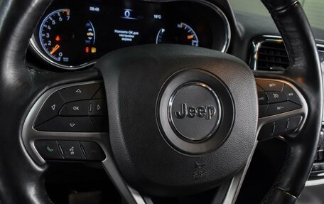 Jeep Grand Cherokee, 2019 год, 3 940 000 рублей, 21 фотография