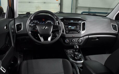 Hyundai Creta I рестайлинг, 2018 год, 1 599 000 рублей, 6 фотография