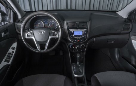 Hyundai Solaris II рестайлинг, 2011 год, 899 000 рублей, 6 фотография