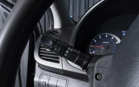 Hyundai Solaris II рестайлинг, 2011 год, 899 000 рублей, 17 фотография