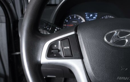 Hyundai Solaris II рестайлинг, 2011 год, 899 000 рублей, 15 фотография