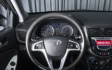 Hyundai Solaris II рестайлинг, 2011 год, 899 000 рублей, 12 фотография