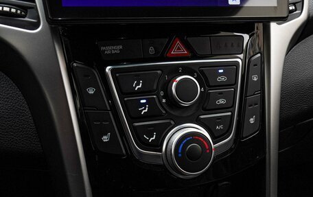 Hyundai i30 II рестайлинг, 2013 год, 890 000 рублей, 16 фотография