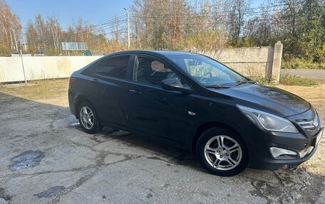Hyundai Solaris II рестайлинг, 2014 год, 400 000 рублей, 2 фотография