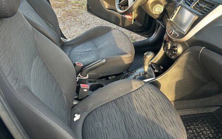 Hyundai Solaris II рестайлинг, 2014 год, 400 000 рублей, 8 фотография