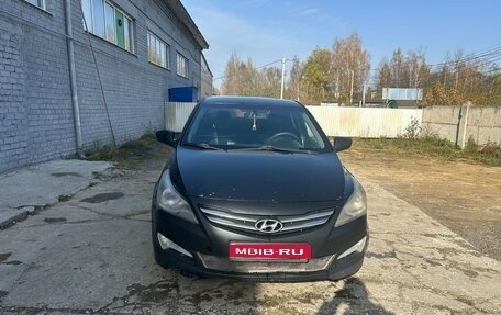 Hyundai Solaris II рестайлинг, 2014 год, 400 000 рублей, 1 фотография