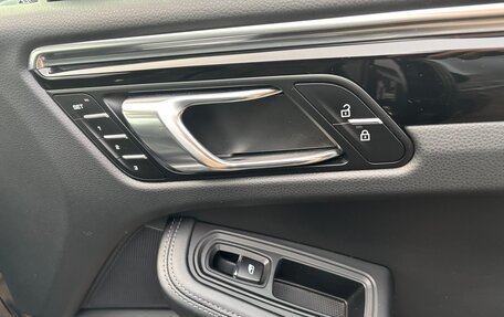 Porsche Macan I рестайлинг, 2024 год, 11 700 000 рублей, 19 фотография