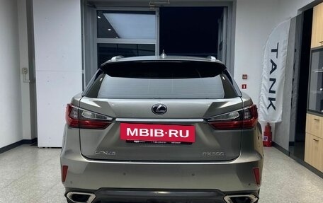 Lexus RX IV рестайлинг, 2019 год, 4 600 000 рублей, 6 фотография