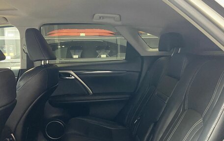 Lexus RX IV рестайлинг, 2019 год, 4 600 000 рублей, 16 фотография