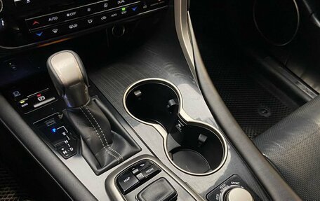 Lexus RX IV рестайлинг, 2019 год, 4 600 000 рублей, 12 фотография