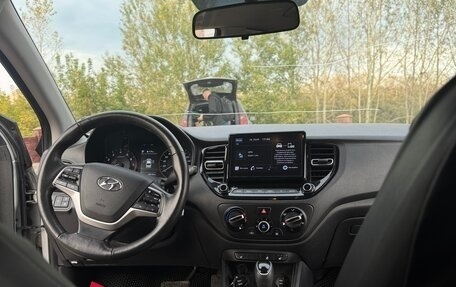 Hyundai Solaris II рестайлинг, 2022 год, 1 460 000 рублей, 13 фотография