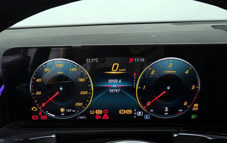 Mercedes-Benz GLB, 2022 год, 3 200 000 рублей, 10 фотография