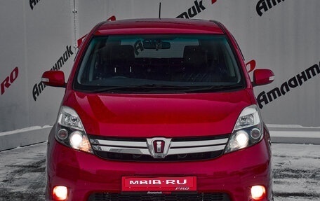 Toyota ISis I, 2013 год, 1 470 000 рублей, 2 фотография