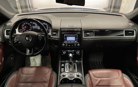 Volkswagen Touareg III, 2015 год, 2 650 000 рублей, 17 фотография