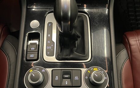 Volkswagen Touareg III, 2015 год, 2 650 000 рублей, 24 фотография