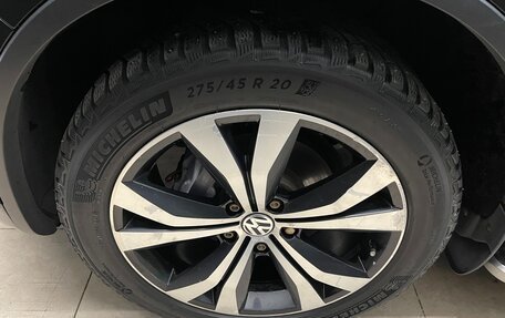 Volkswagen Touareg III, 2015 год, 2 650 000 рублей, 28 фотография