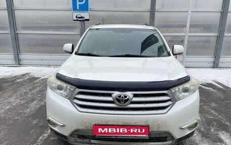 Toyota Highlander III, 2011 год, 1 899 000 рублей, 5 фотография