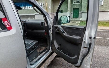 Nissan Navara (Frontier), 2008 год, 130 000 рублей, 10 фотография