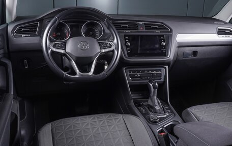 Volkswagen Tiguan II, 2020 год, 3 500 000 рублей, 6 фотография