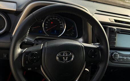 Toyota RAV4, 2015 год, 2 250 000 рублей, 14 фотография