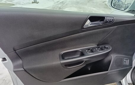 Volkswagen Passat B6, 2006 год, 634 995 рублей, 10 фотография