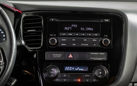 Mitsubishi Outlander III рестайлинг 3, 2018 год, 2 110 000 рублей, 14 фотография