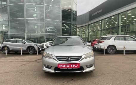 Honda Accord IX рестайлинг, 2013 год, 1 299 000 рублей, 2 фотография
