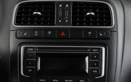 Volkswagen Polo VI (EU Market), 2011 год, 649 000 рублей, 13 фотография