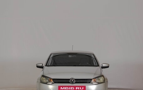 Volkswagen Polo VI (EU Market), 2011 год, 649 000 рублей, 2 фотография