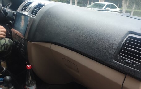 ЛуАЗ Patriot, 2013 год, 650 000 рублей, 10 фотография