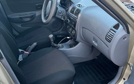 Hyundai Accent II, 2005 год, 390 000 рублей, 9 фотография