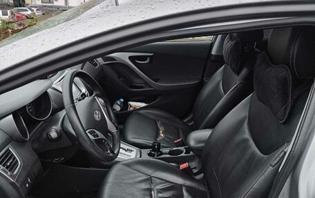 Hyundai Avante, 2011 год, 820 000 рублей, 13 фотография