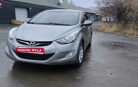 Hyundai Avante, 2011 год, 820 000 рублей, 2 фотография
