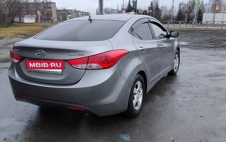 Hyundai Avante, 2011 год, 820 000 рублей, 5 фотография