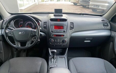 KIA Sorento II рестайлинг, 2014 год, 1 599 000 рублей, 9 фотография