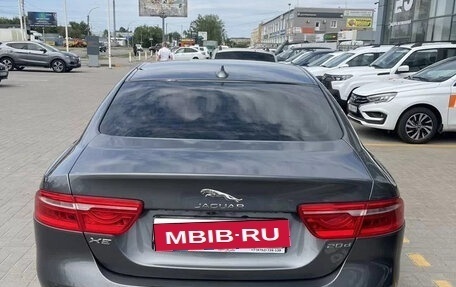 Jaguar XE I рестайлинг, 2015 год, 1 750 000 рублей, 4 фотография