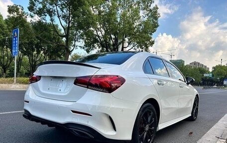 Mercedes-Benz A-Класс, 2021 год, 1 900 000 рублей, 5 фотография