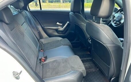 Mercedes-Benz A-Класс, 2021 год, 1 900 000 рублей, 12 фотография