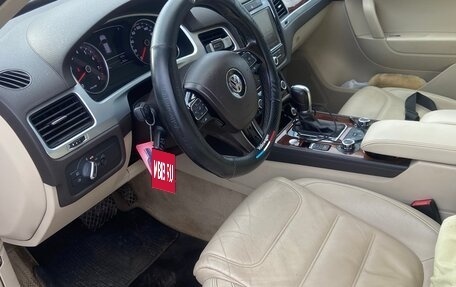 Volkswagen Touareg III, 2013 год, 2 150 000 рублей, 11 фотография